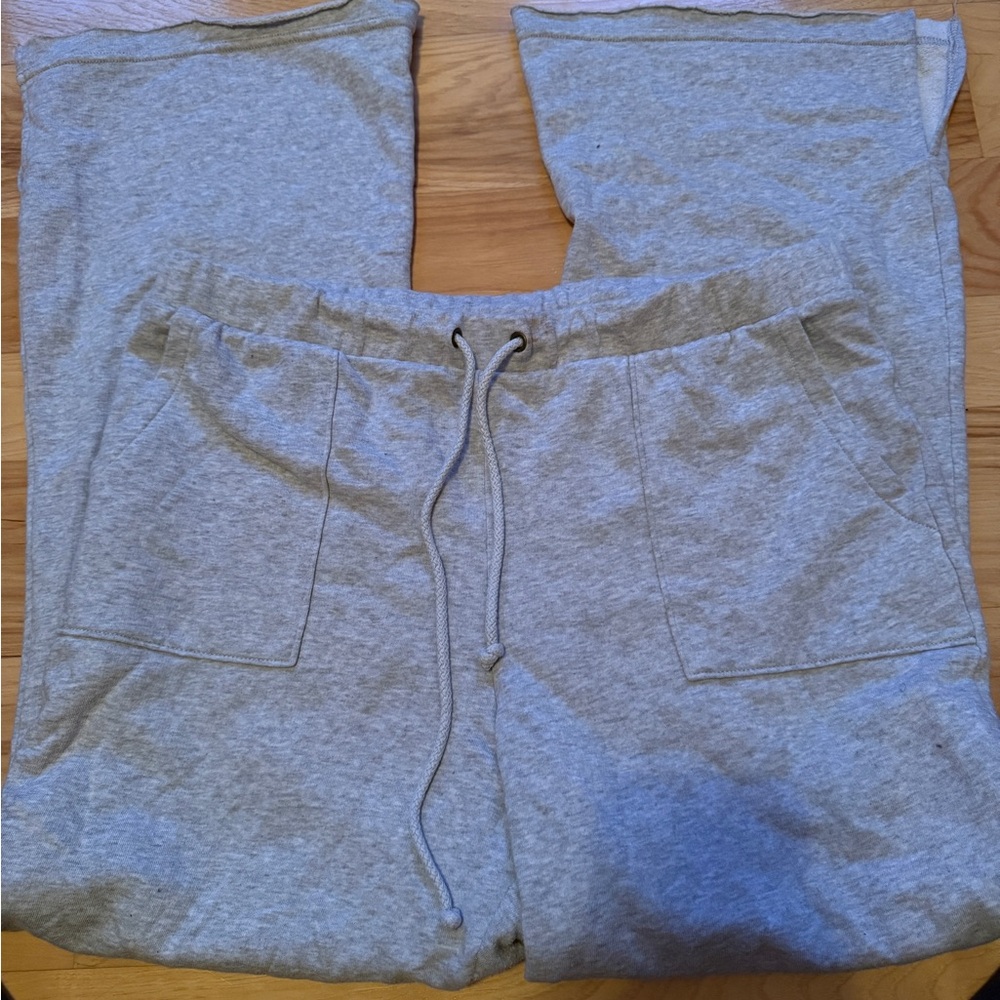 AE flare sweats